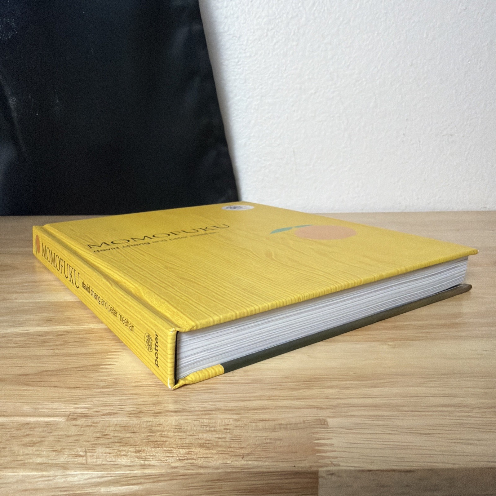 Momofuku : A Cookbook by Peter Meehan and David Chang (2009, Hardcover)