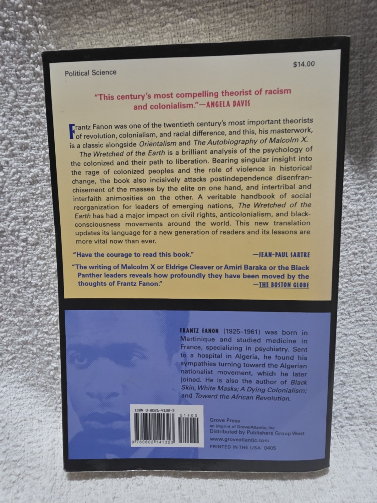 Wretched of the Earth 1st Ed 1st Print 2005 by Frantz Fanon, Paperback Very Good