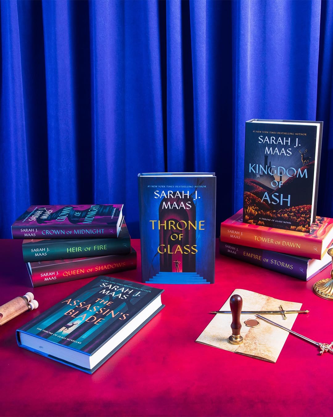 Throne of Glass Hardcover Box Set by Sarah J. Maas Hardcover