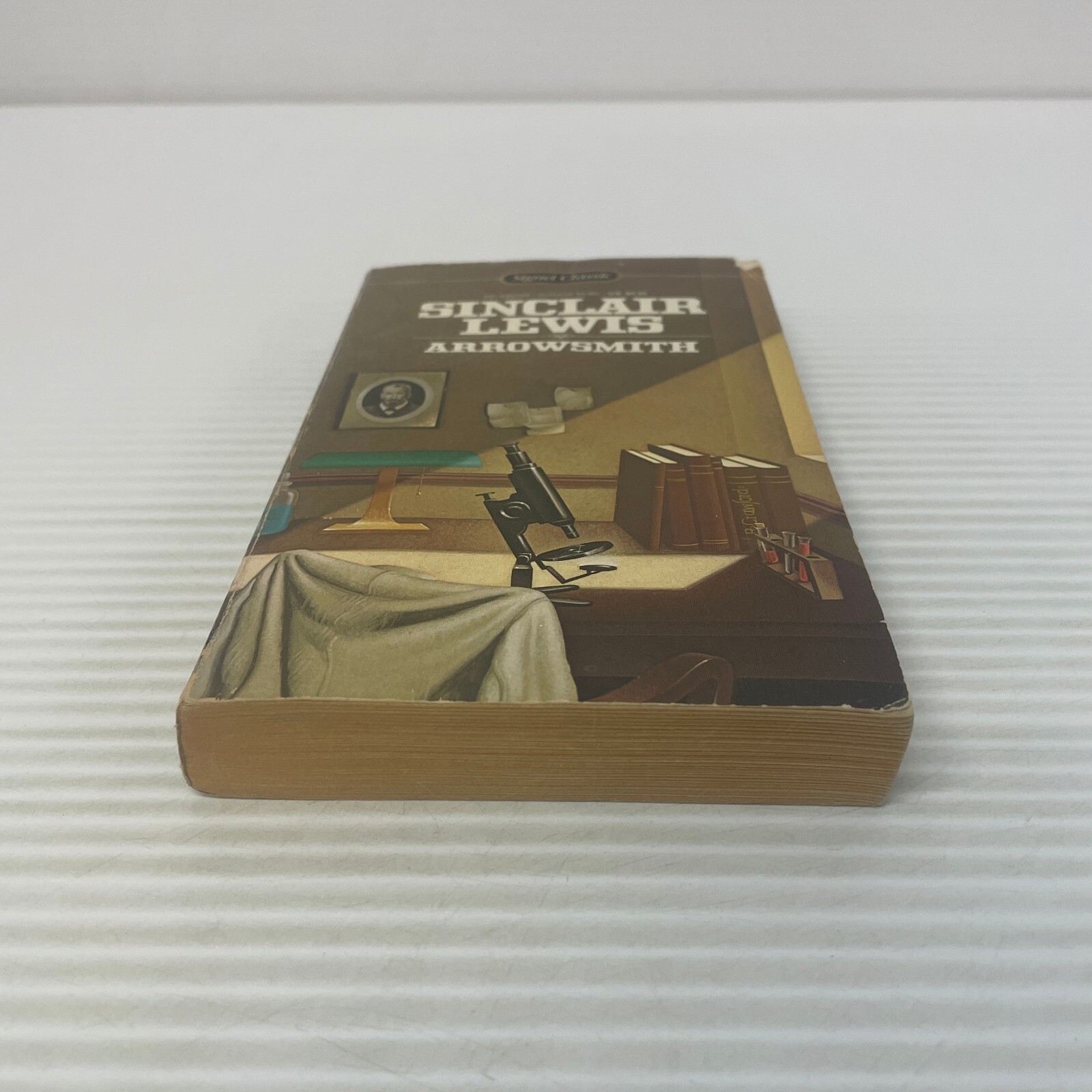 Arrowsmith Medical Drama Paperback Book by Sinclair Lewis from Signet 1980