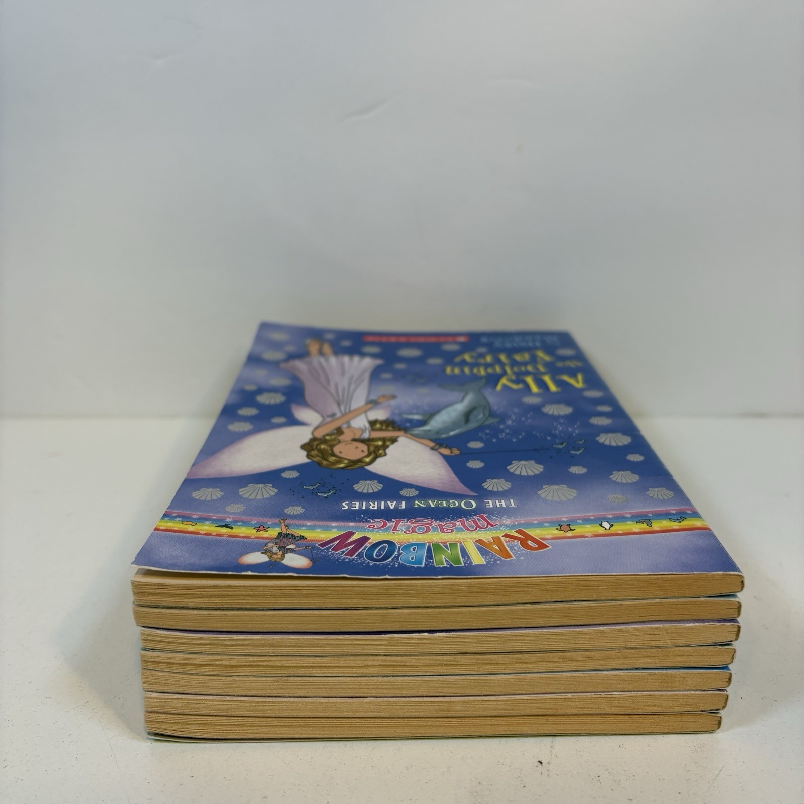 THE OCEAN FAIRIES RAINBOW MAGIC FAIRIES: Books 1-7 Set/Lot (by Daisy Meadows)
