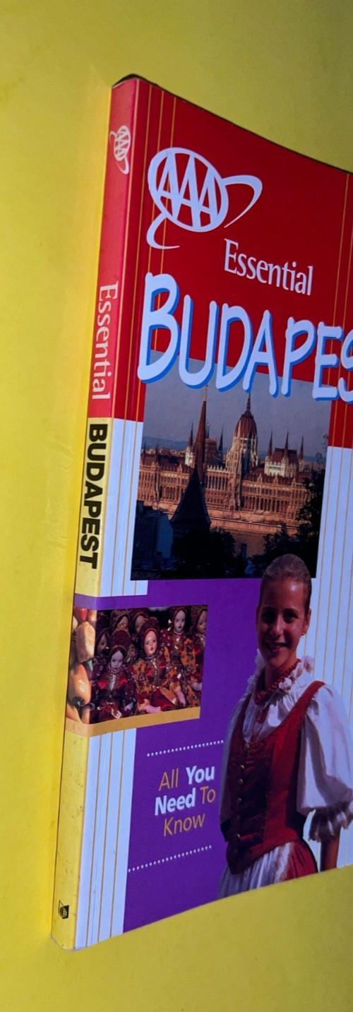 Essential BUDAPEST AAA Essential By Rob Stuart Passport Books ~ 126 pages ~ 1999