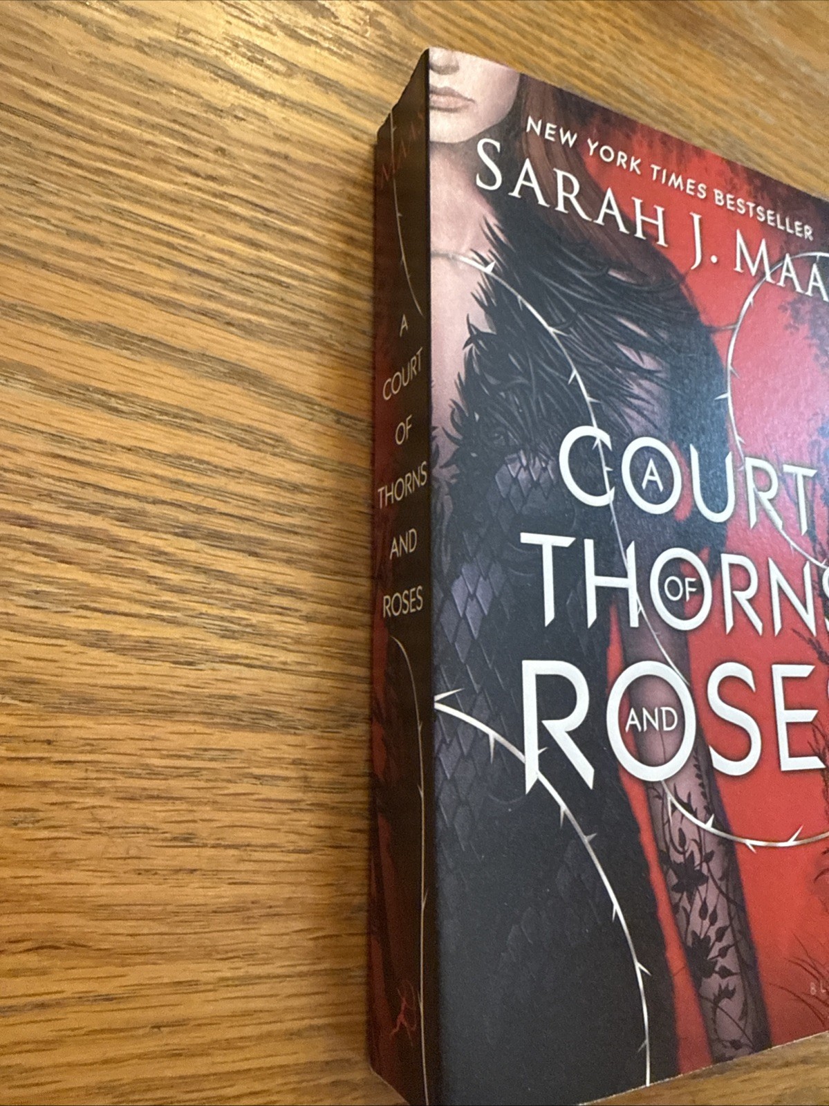 Sarah J. Maas A Court of Thorns and Roses 2016 Trade PB Bloomsbury