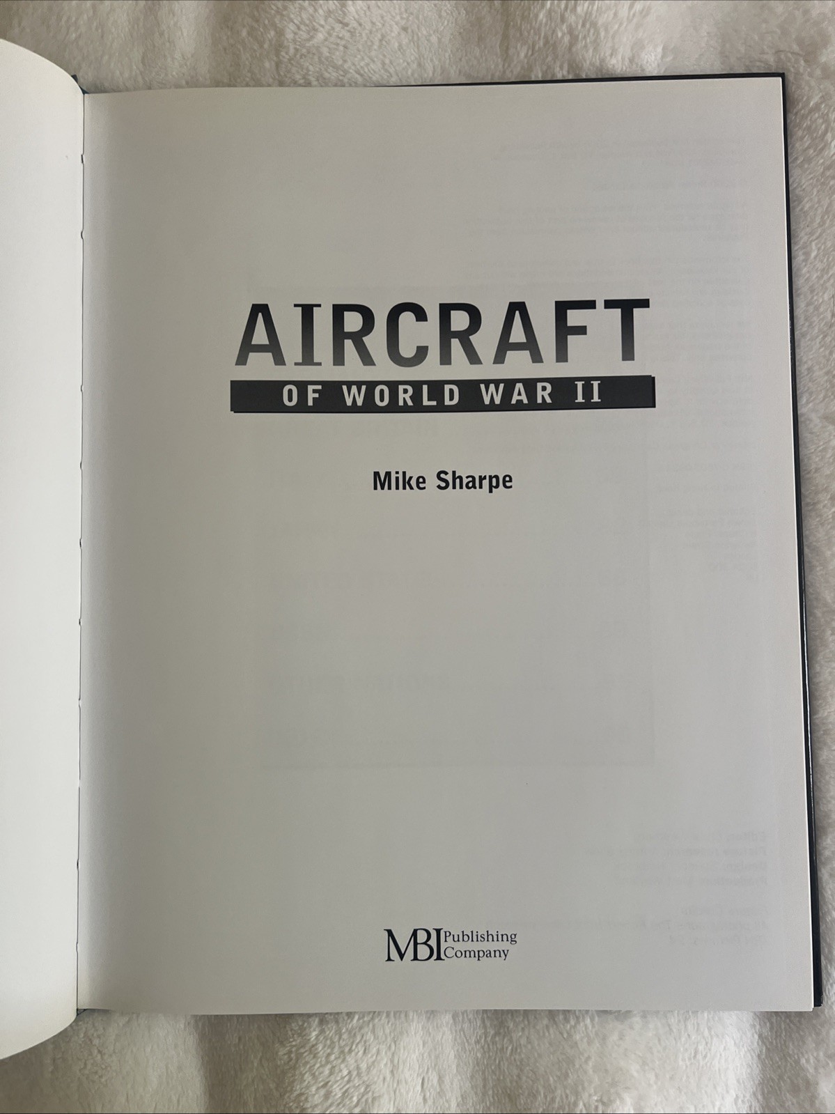 Aircraft of World War II Mike Sharpe 2000 First Edition Hardcover WWII