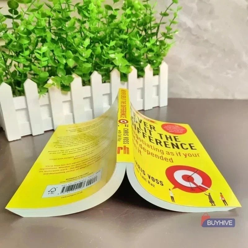 Never Split the Difference By Chris Voss Brand New Paperback