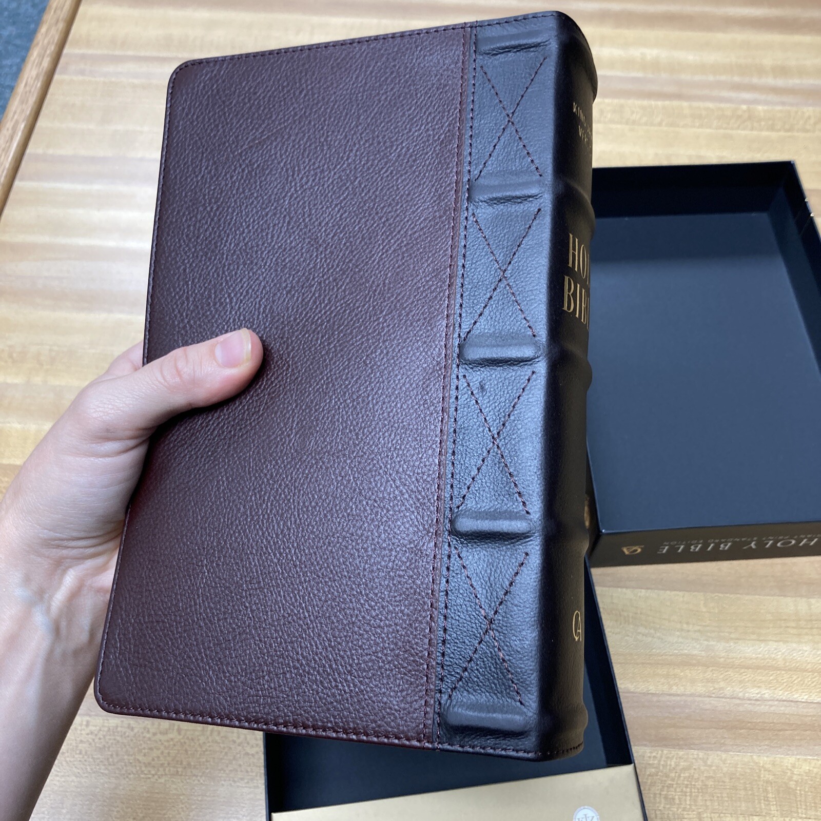 Buffalo-hide Genuine Leather ~ KJV Giant/Large Print Bible Thumb-Index