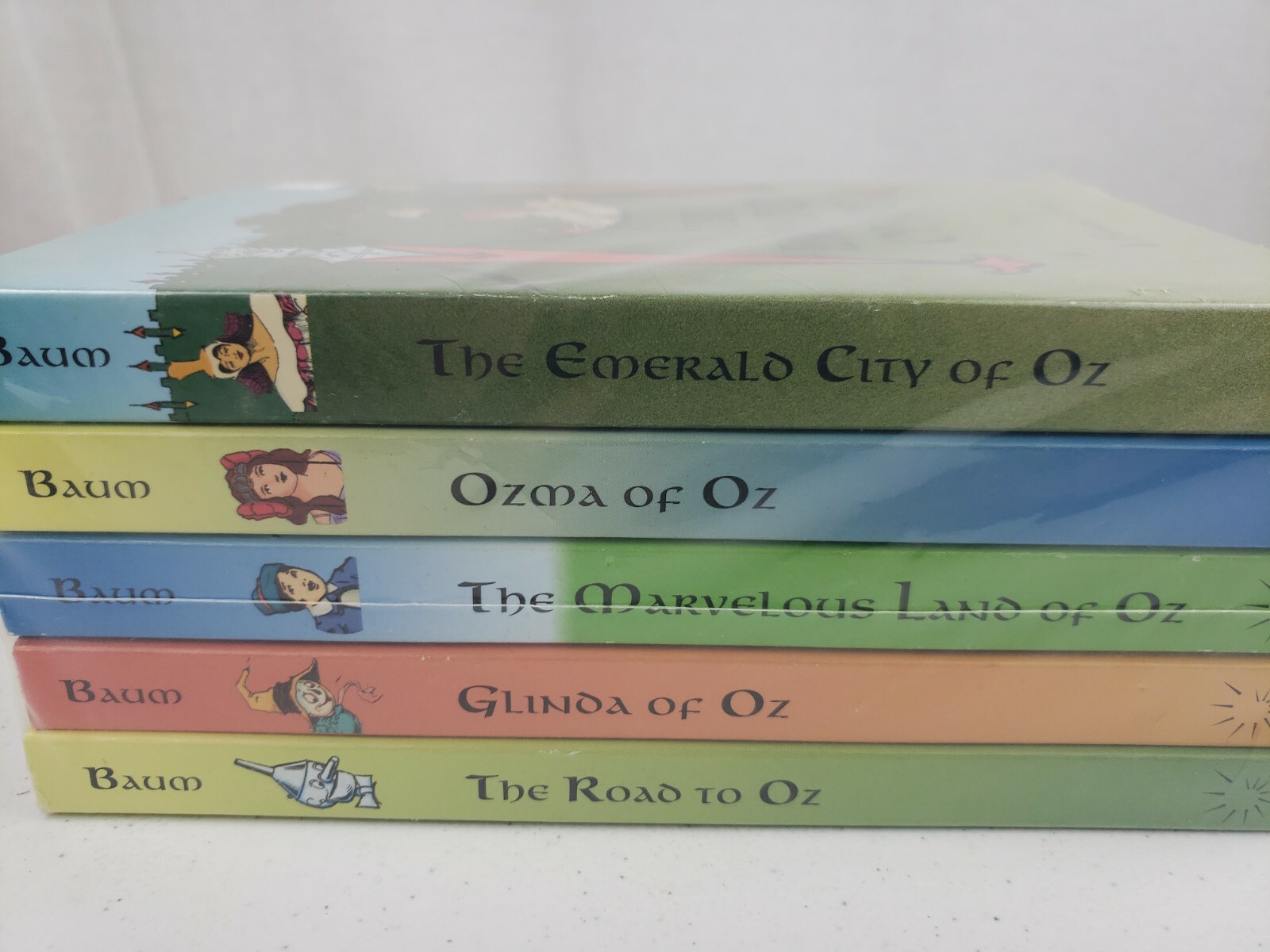 Lot of 5 SEALED The Wizard of Oz Sequel Series Paperback Books by L. Frank Baum