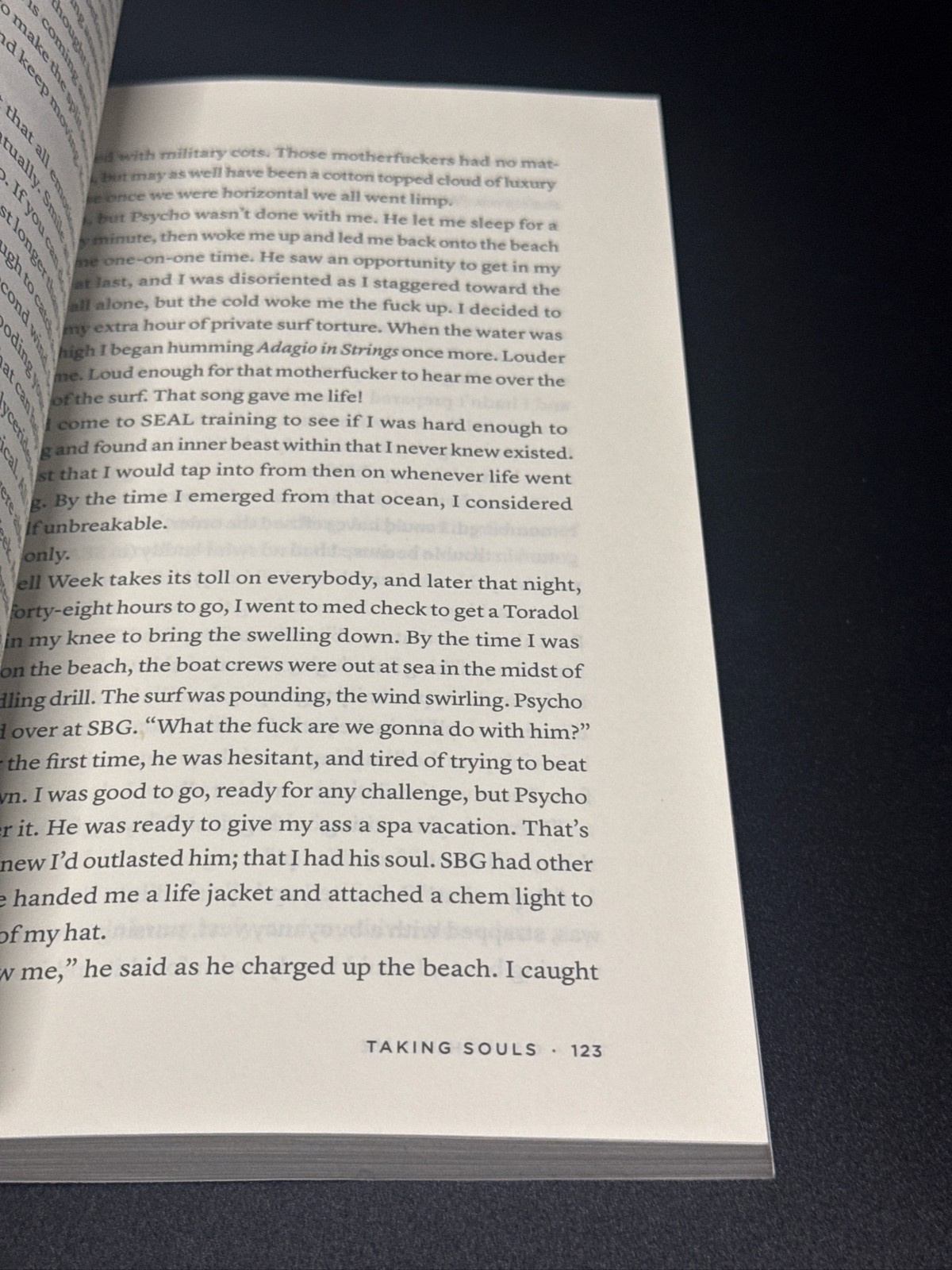 Can’t Hurt Me by David Goggins: Master Your Mind and Defy the Odds