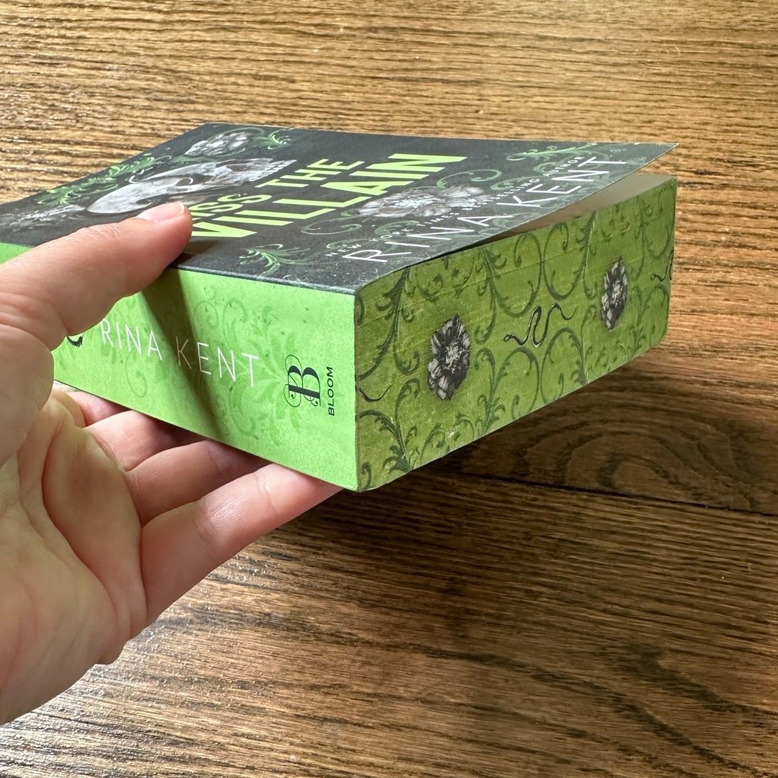 Kiss The Villain By Rina Kent Deluxe Paperback W/ Sprayed Edges