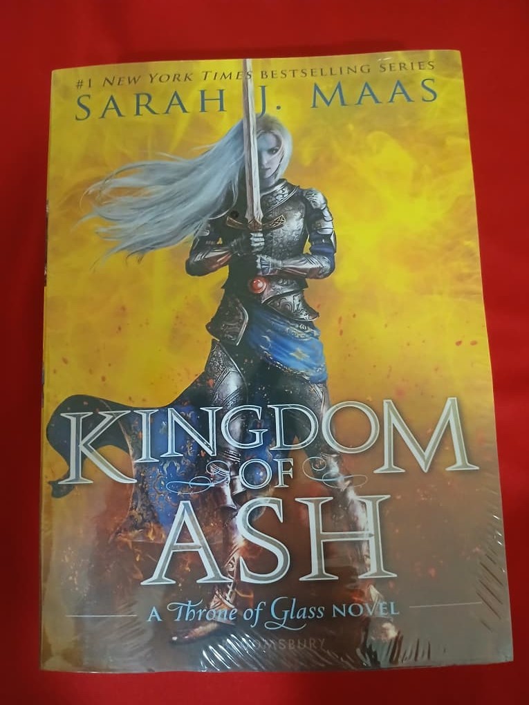 Throne Of Glass 8 Book Set By Sarah J Maas (Paperback English Book Soft Cover)