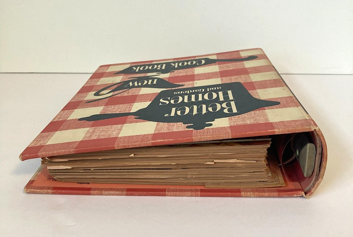 BETTER HOMES & GARDENS NEW COOKBOOK First Edition 1953 7th Printing 5 RingBinder
