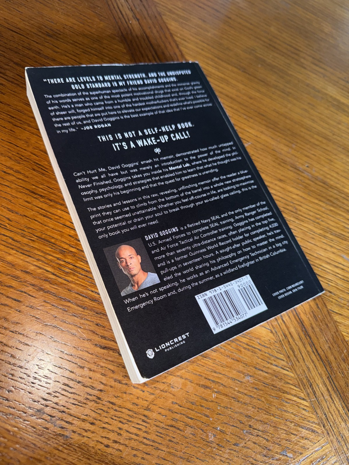 Never Finished : Unshackle Your Mind and Win the War Within by David Goggins…