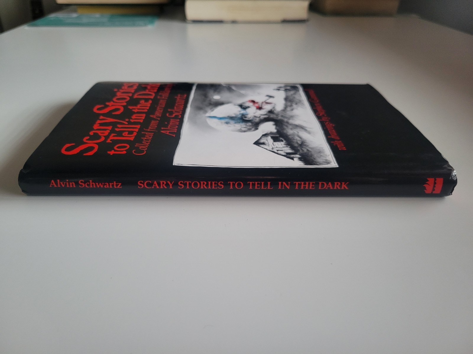1981 1ST EDITION HARDCOVER SCARY STORIES TO TELL IN THE DARK ALVIN SCHWARTZ VG