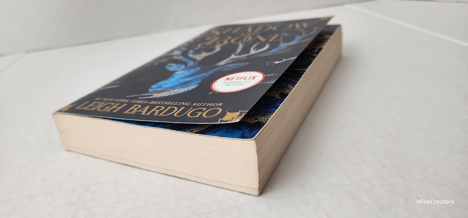 Shadow and Bone Leigh Bardugo Grishaverse PB Netflix Tie-In Bonus Content