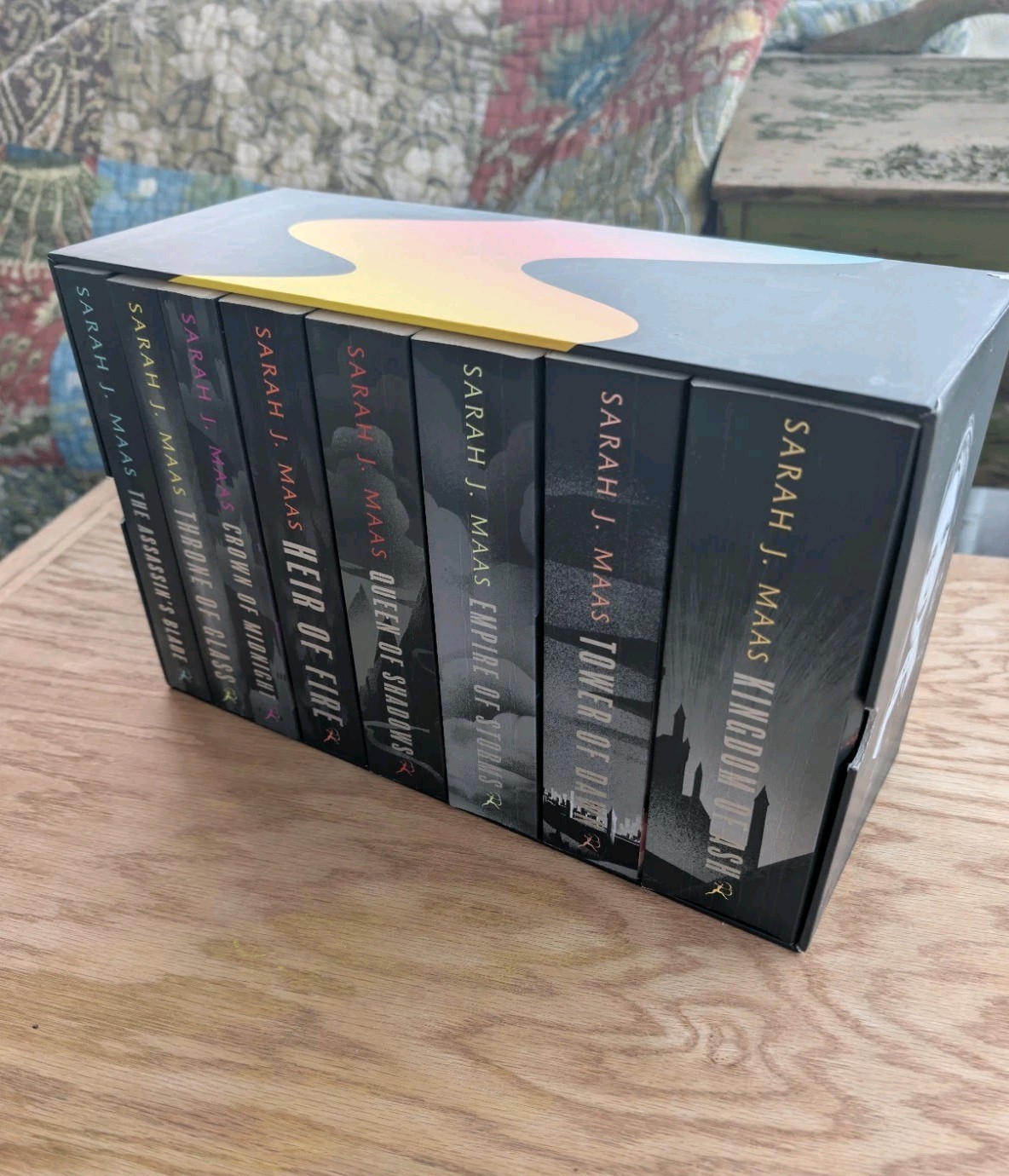 Throne of Glass Series Collection 8-Book Set by Sarah J. Maas Box Set W Slipcase