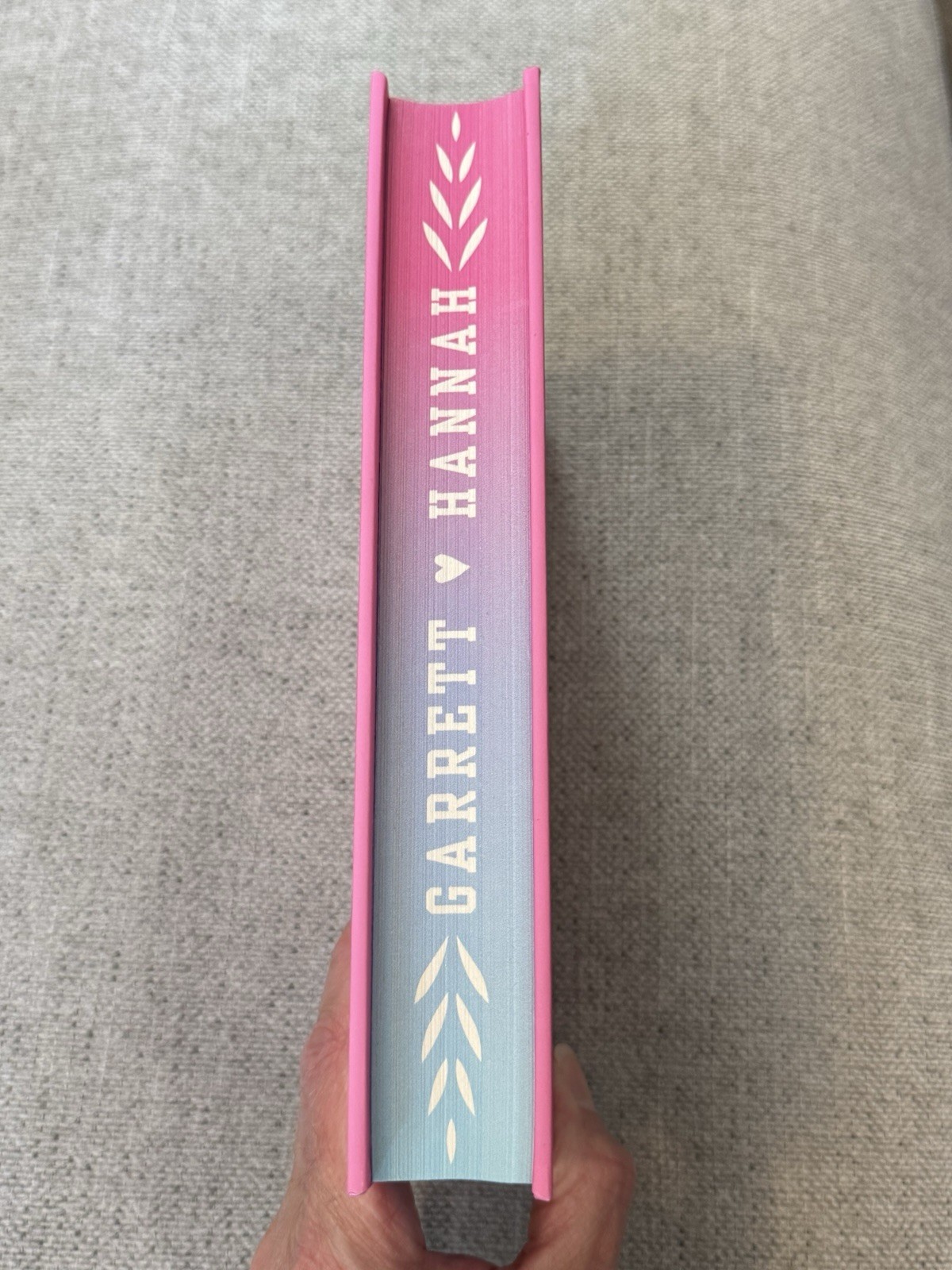 The Deal By Elle Kennedy Collector’s Edition Off Campus Hardcover Stenciled Edge