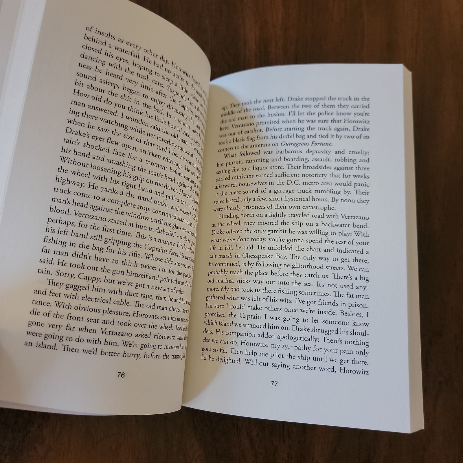 Hypothermia by Alvaro Enrigue (English) – Translate4d by Brendan Riley