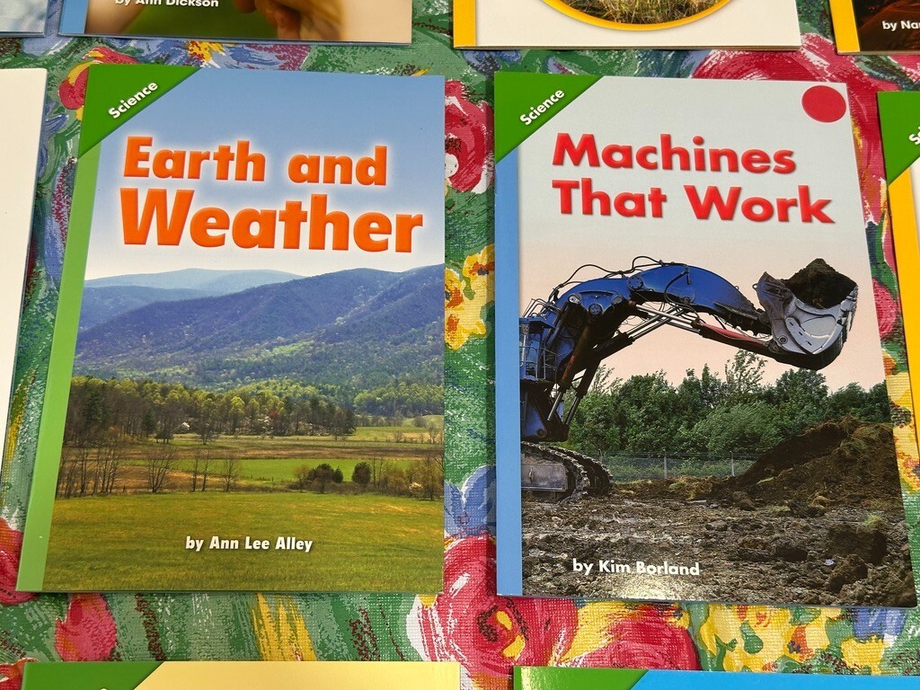 Lot 35 Interactive SCIENCE K-1 DK ELL Reading Support Readers Homeschool Lvl K-1