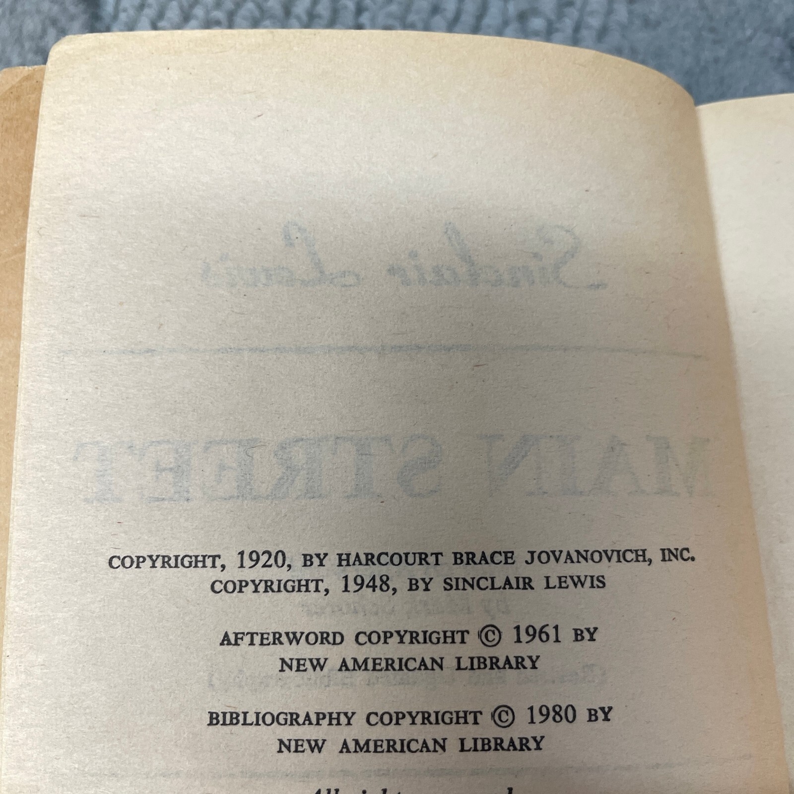 Main Street Historical Fiction Paperback Book by Sinclair Lewis Signet 1980