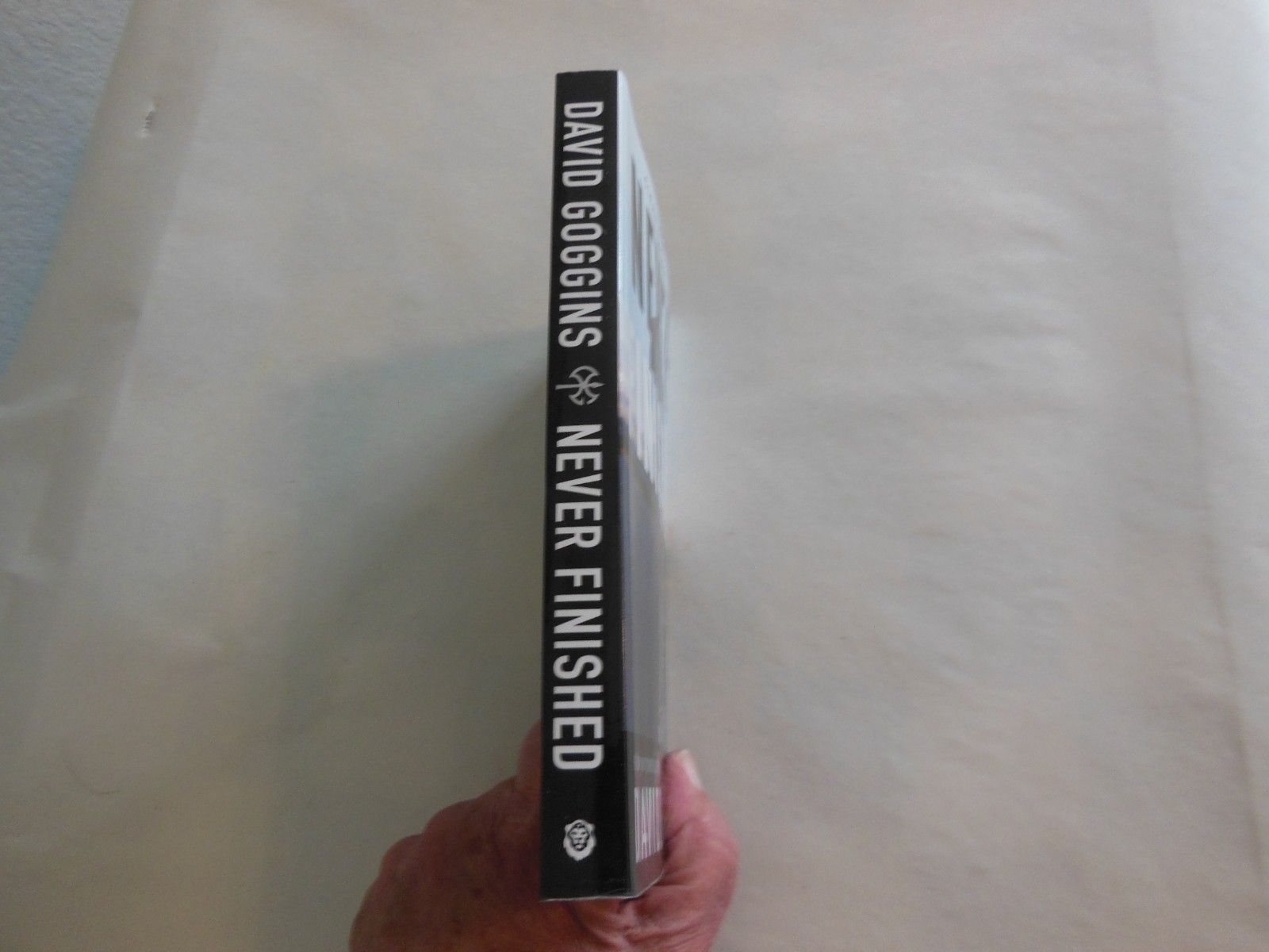 Never Finished: Unshackle Your Mind and Win the War Within by David Goggins-2022