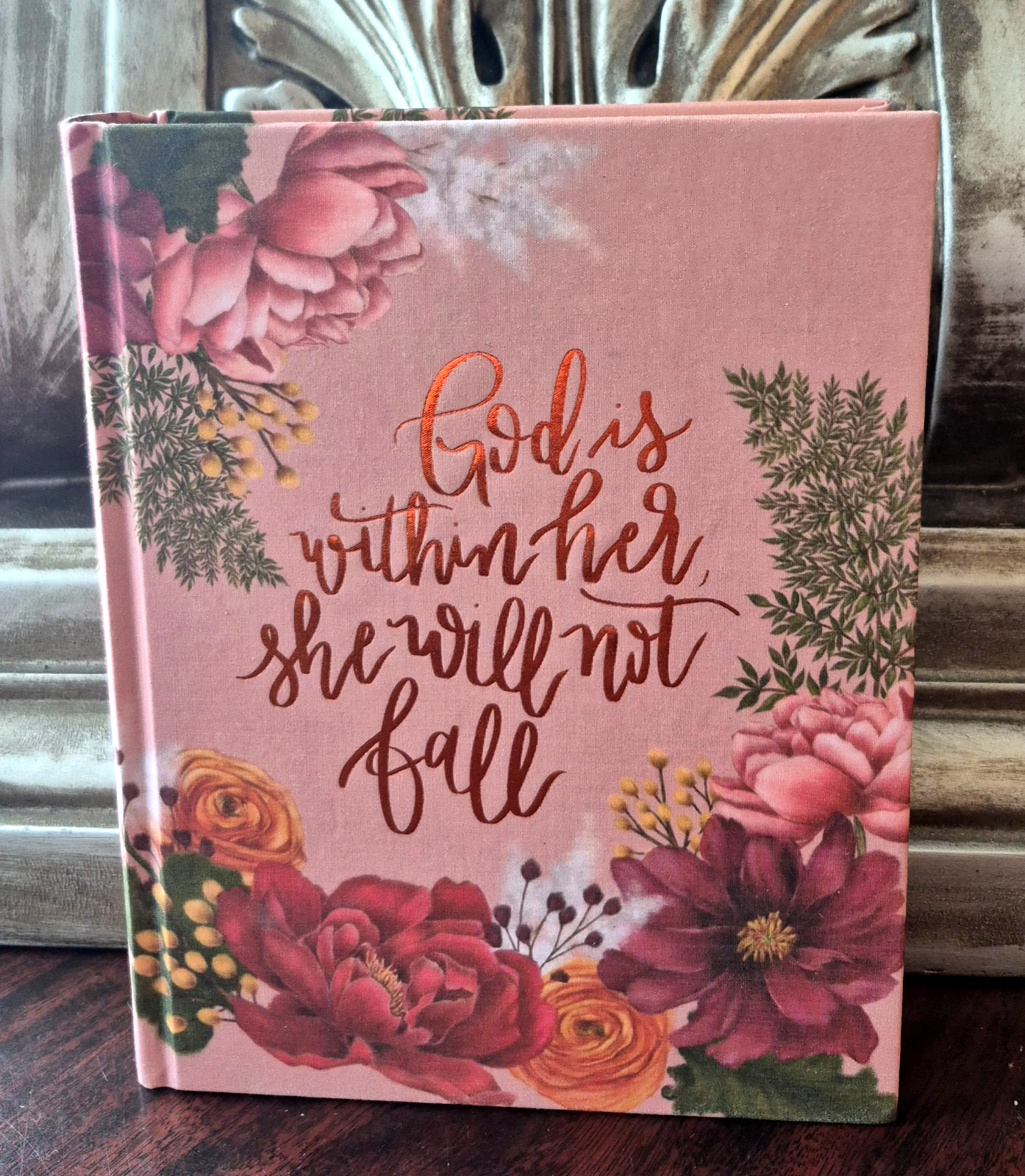 NIV Artisan Collection Journaling Bible (Hardcover Pink Floral, Red Letter) NEW