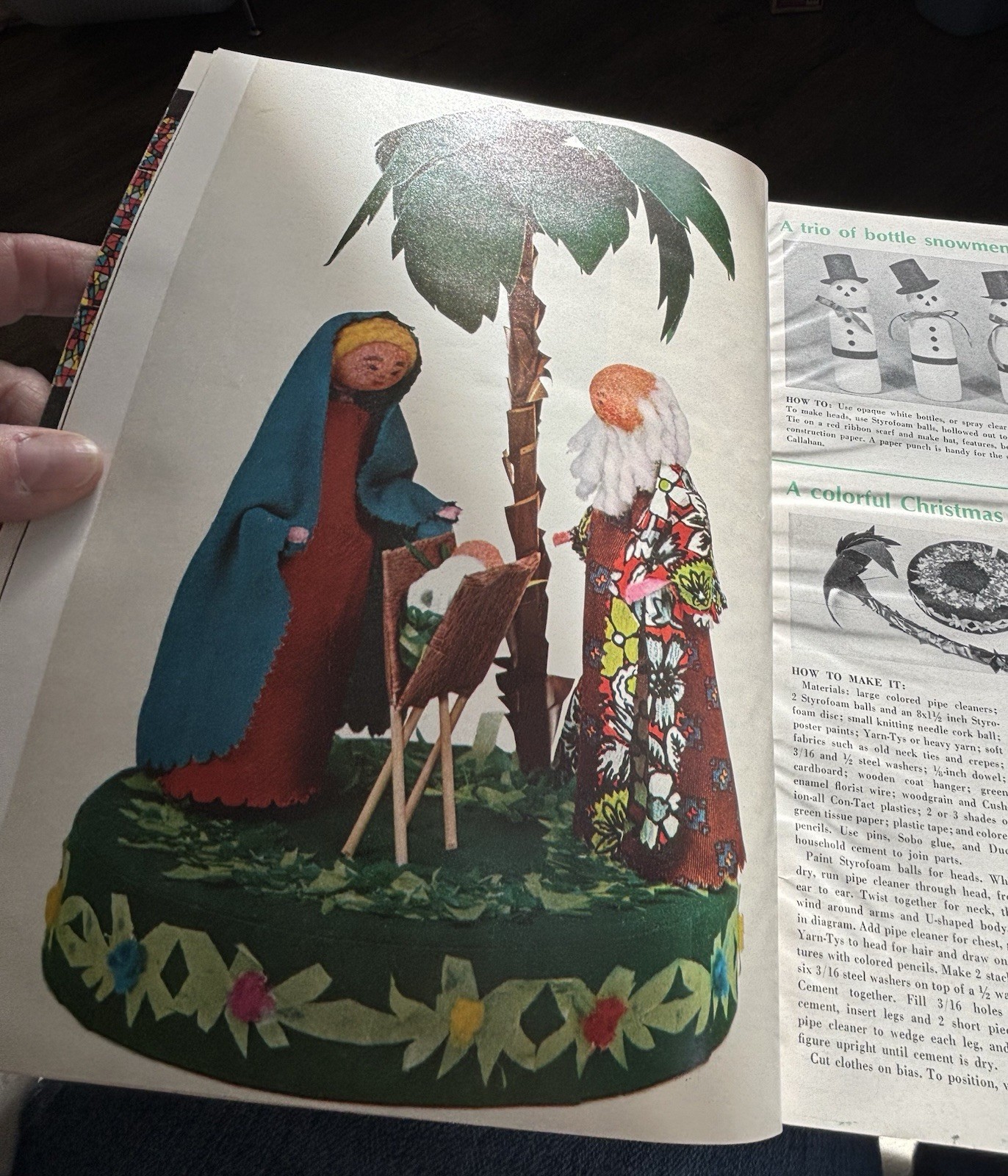 The How To Christmas Book No. 8-Gifts & Food For Everyone- Vintage 126 Pages