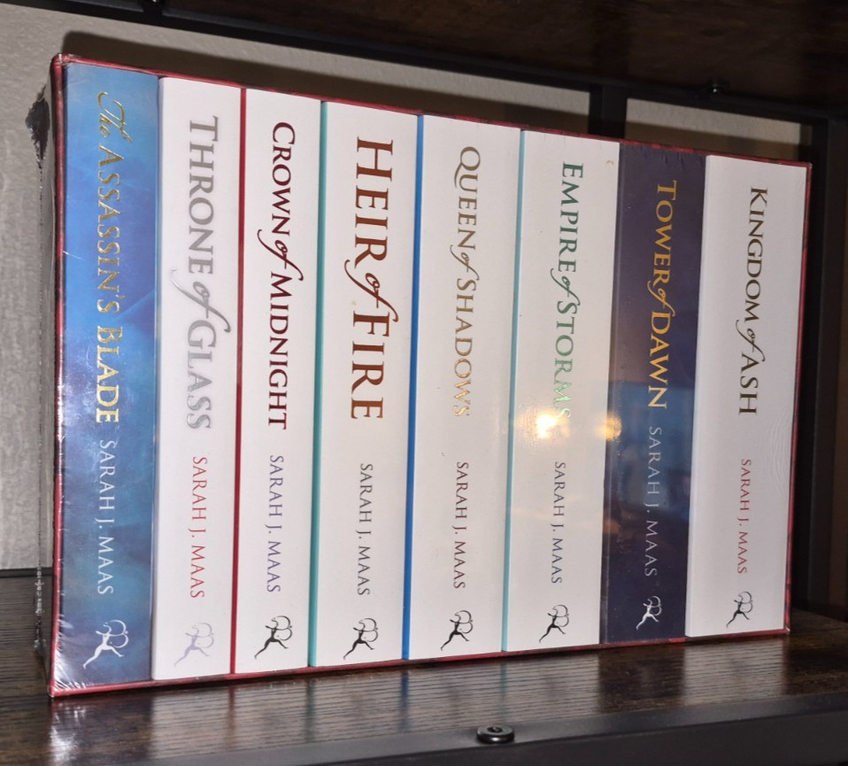 Throne of Glass Box Set Series SEALED White UK covers Books Sarah J Maas oop set