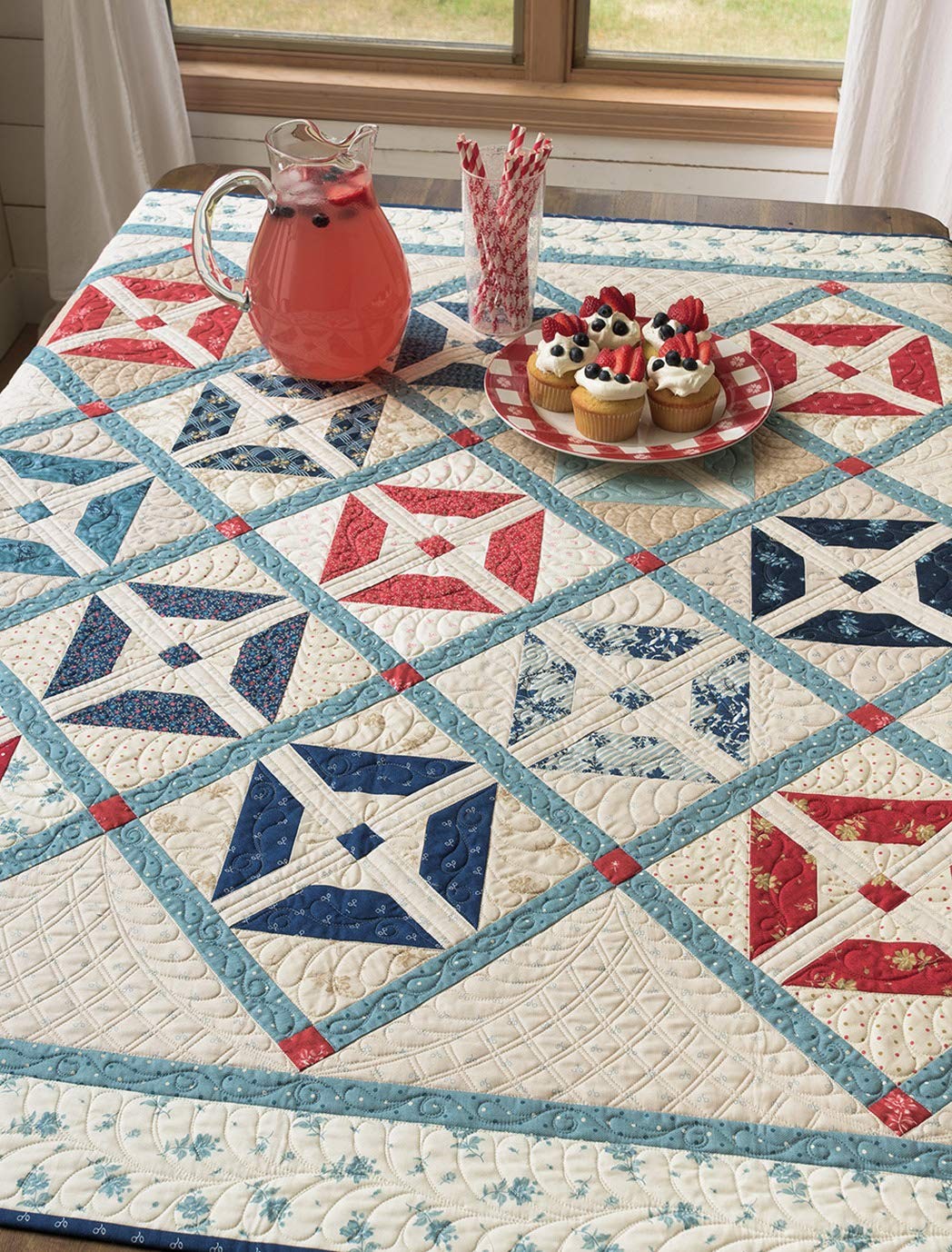1 PCS Labor Of Love Scrappy Quilts At The Heart Of Home Book Sewing Patterns