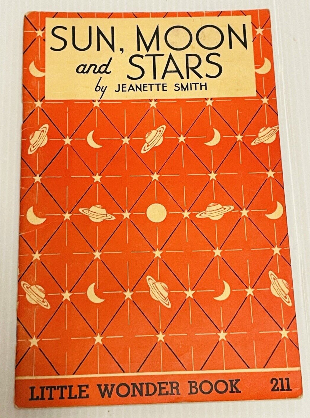 Little Wonder Book Lot of 10 in red covers little books from the 1940s pre-owned