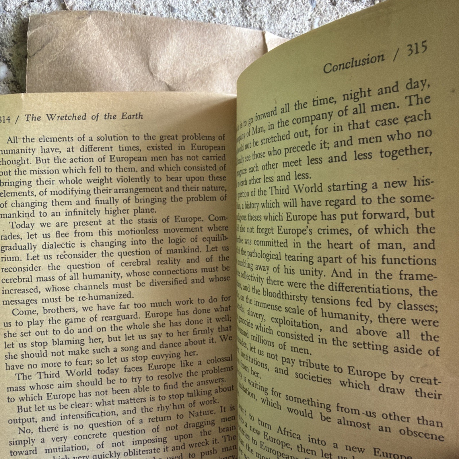 The Wretched of the Earth Frantz Fanon Jean-Paul Sartre 1968 Paperback Vintage