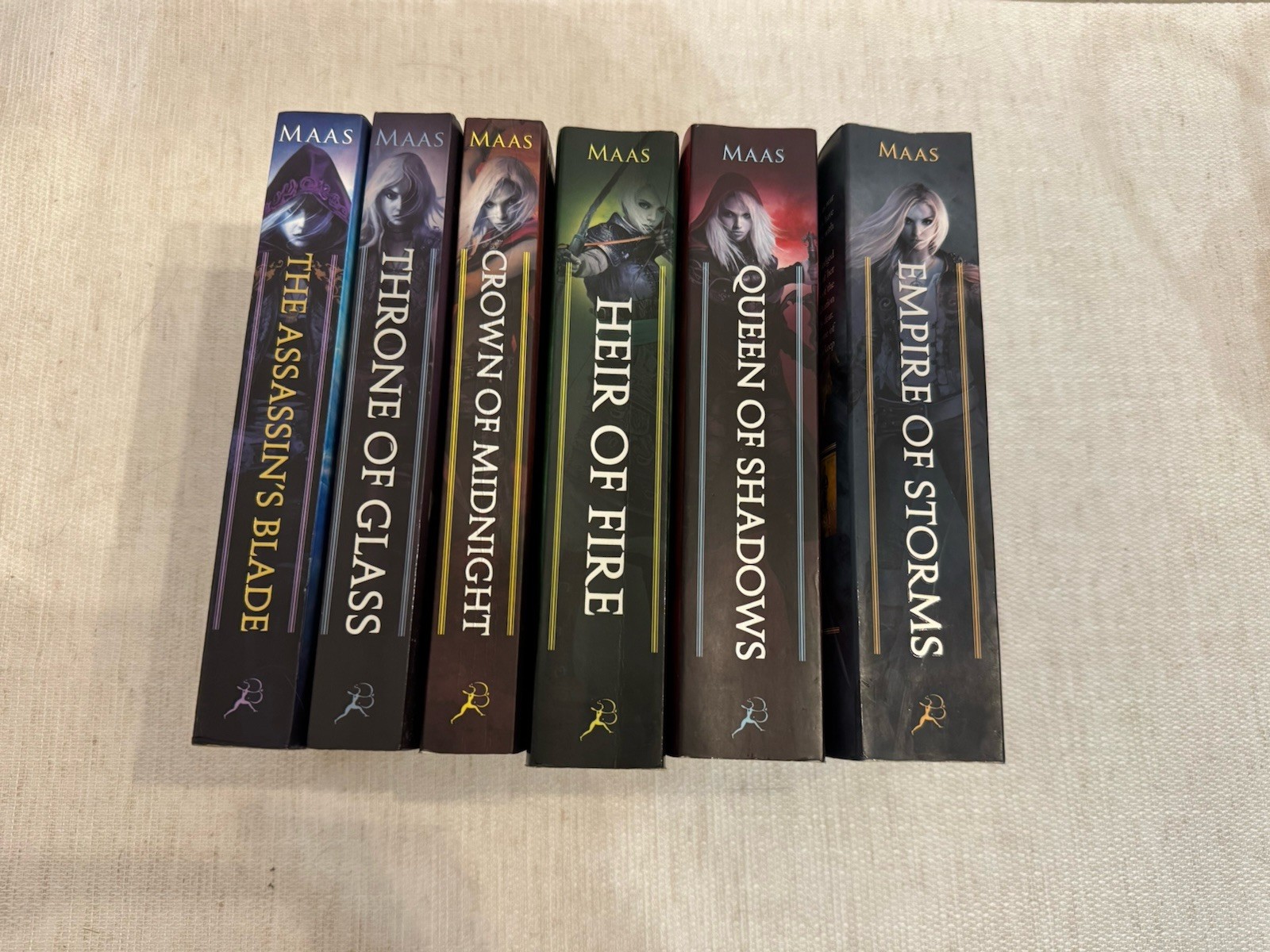 Throne of Glass Complete 6 Book Set, OOP Covers – Sarah J Maas (No TOD/KOA)
