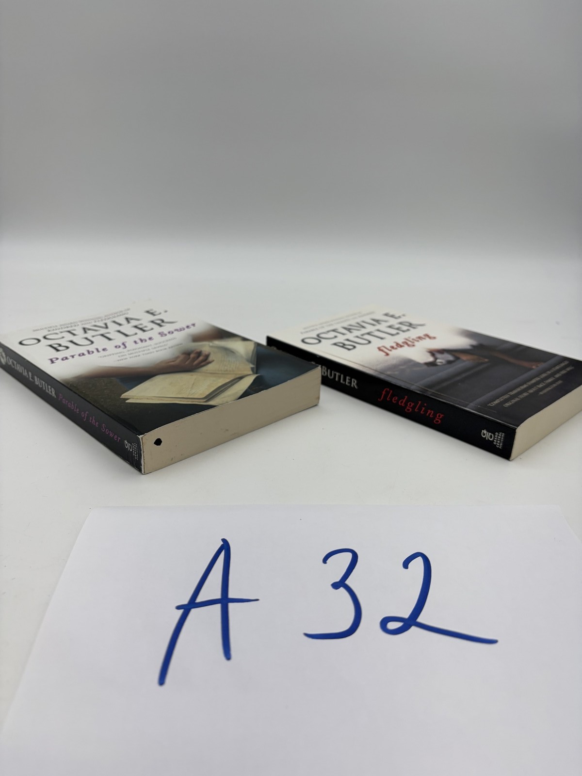 Octavia E. Butler Parable of the Sower & Fledgling Paperback Books Lot A32