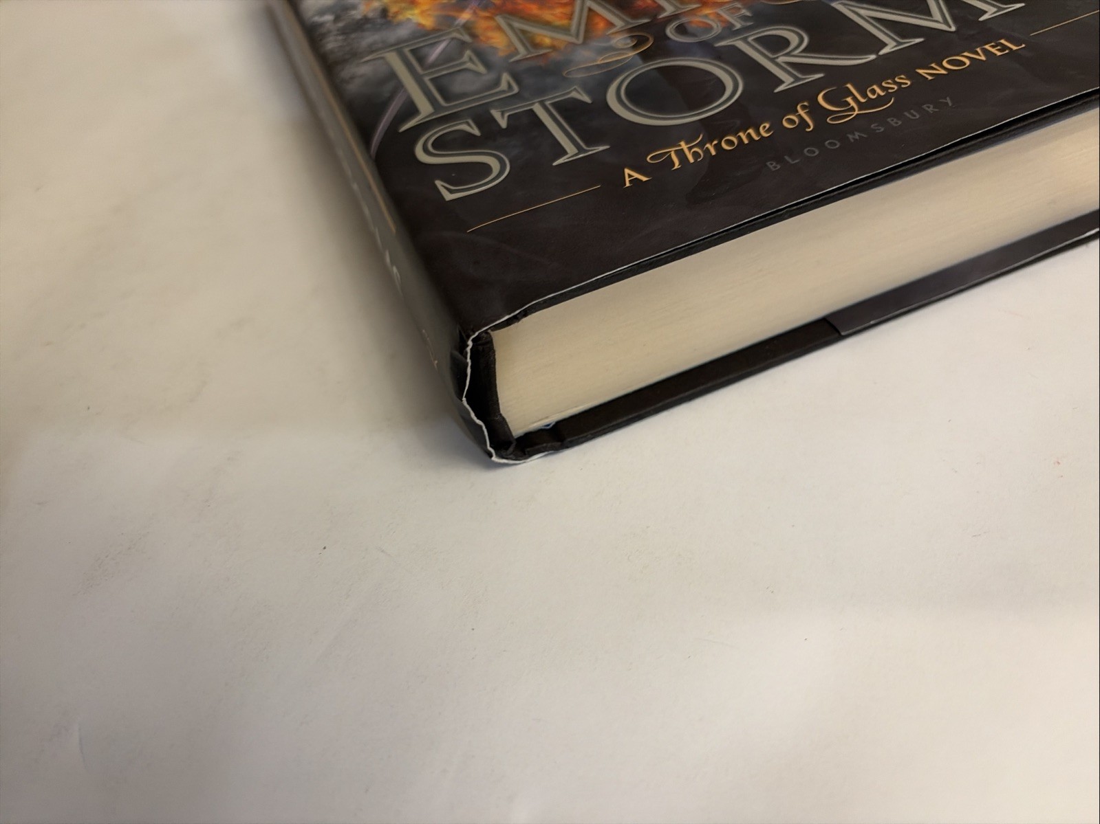 EMPIRE OF STORMS. Sarah J Maas
