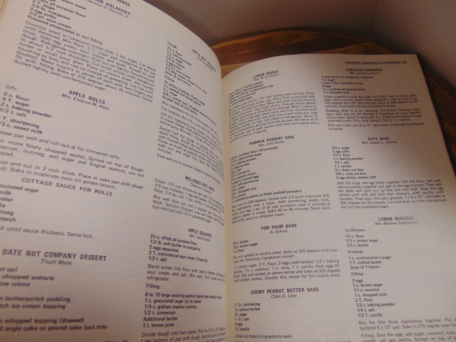 Ask Your Neighbor Recipes Bill Randle WERE Vintage Cookbook 1972 – 110 pages