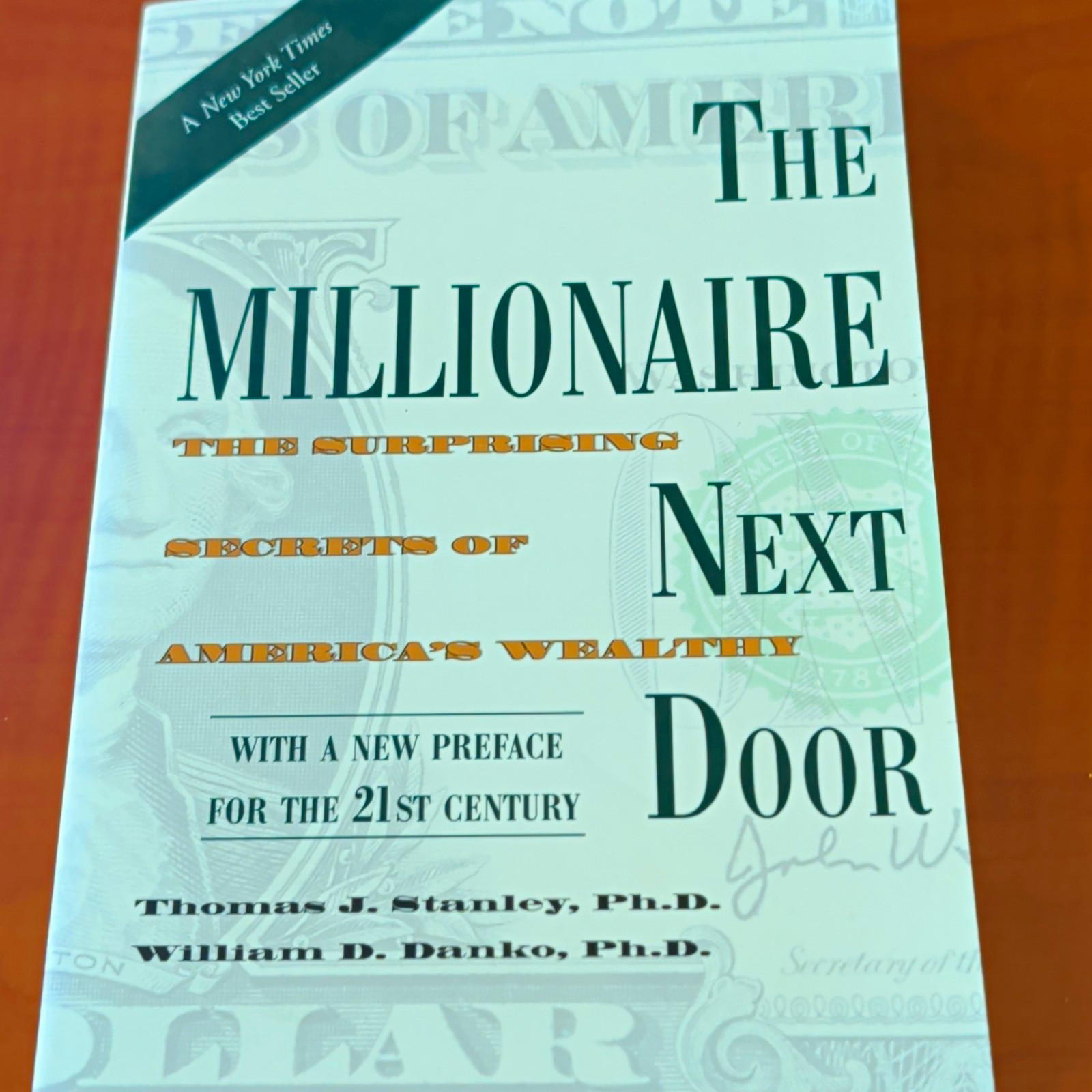 Thomas J. Stanley & William D. Danko The Millionaire Next Door PB English