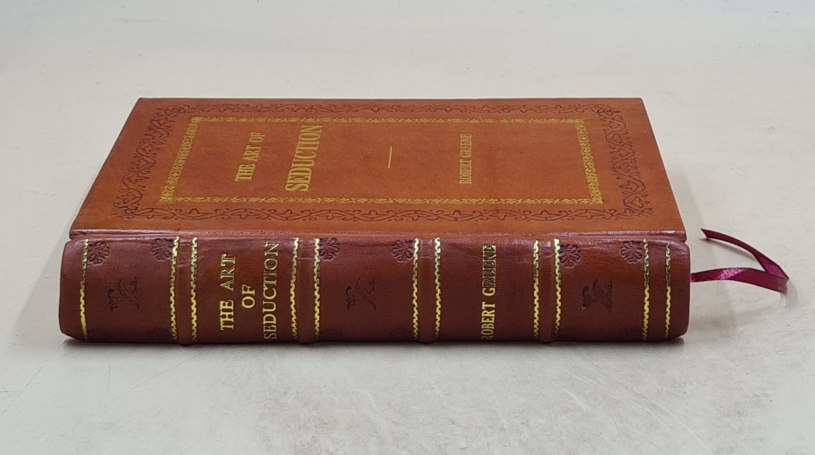 The Art Of Seduction [PREMIUM LEATHER BOUND]