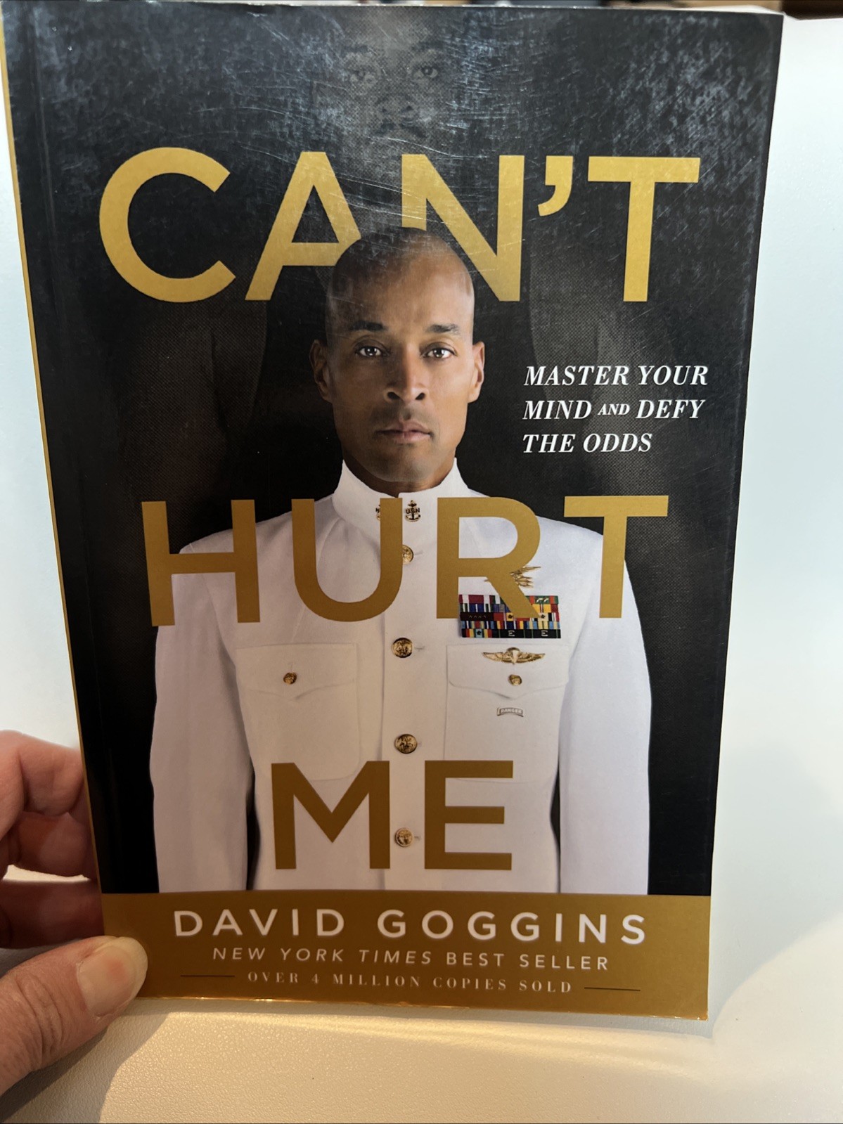 Can’t Hurt Me: Master Your Mind and Defy the Odds – Paperback –