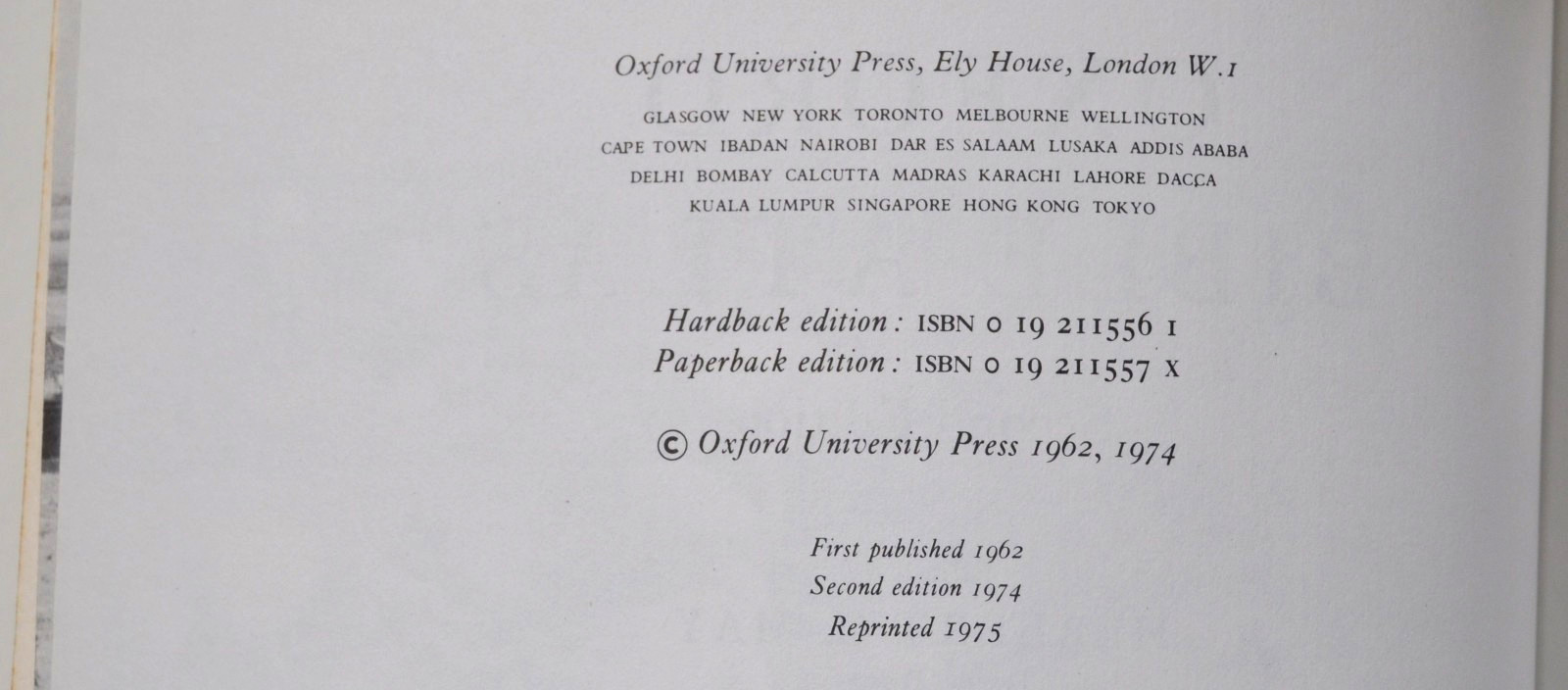 Oxford Bible Atlas by Herbert G. May, editor. Paperback, 10 x 7.5 in.–very good