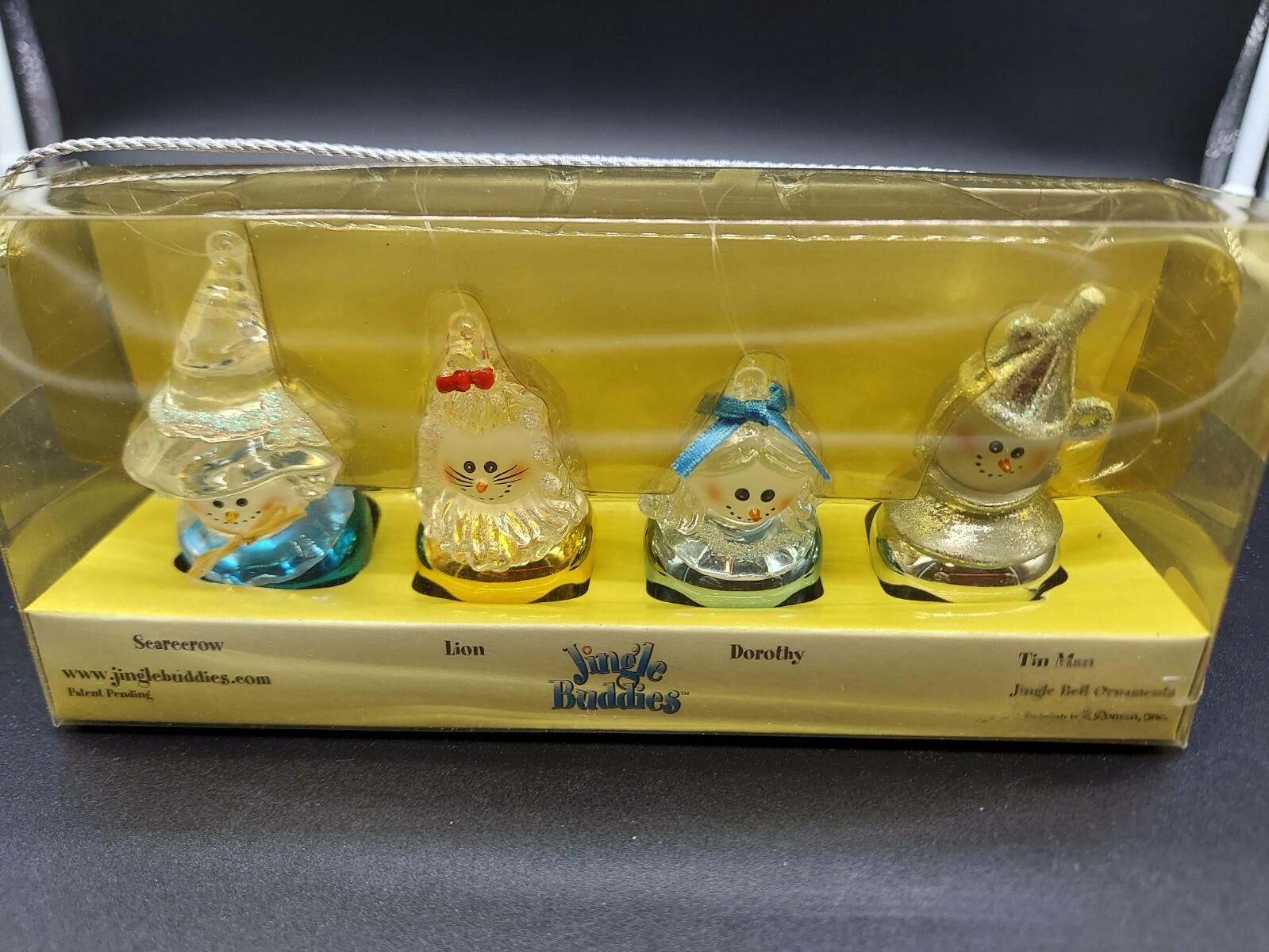 Lot Of 5 Collectible “Wizard Of Oz” Lot. Game, Pez, Tumblers, Ornamental Bells