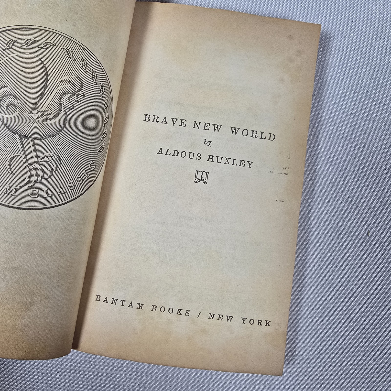 5 Vtg Bantam Paperback Classics: Green Mansions, Brave New World, Child Buyer +