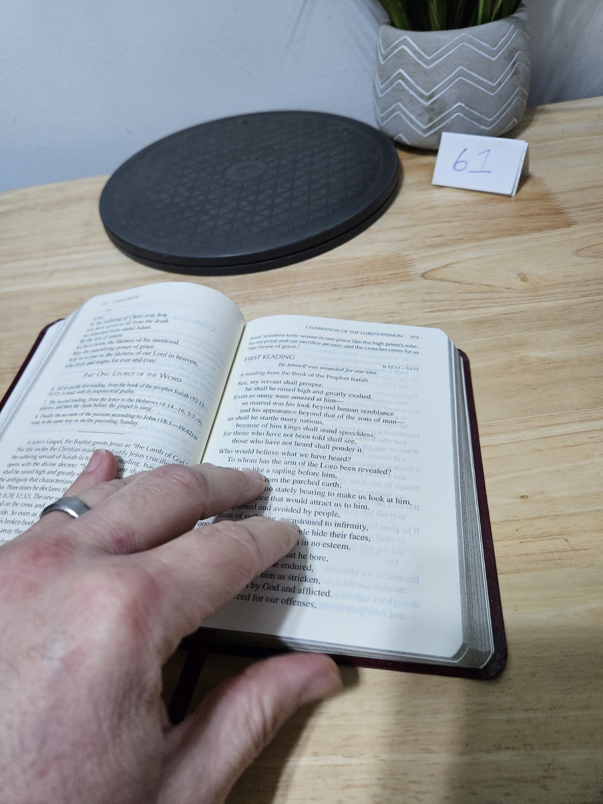 Vatican II Sunday Missal Millennium Edition Leatherette Catholic Prayer 2001