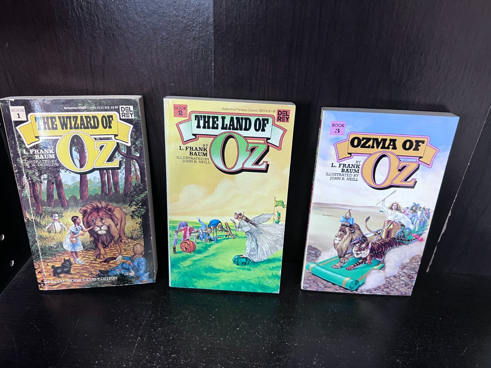 Lot 8 L. Frank Baum Wizard of Oz Del Rey PB ~Land of Oz, Ozma, Road to Oz~1-5++