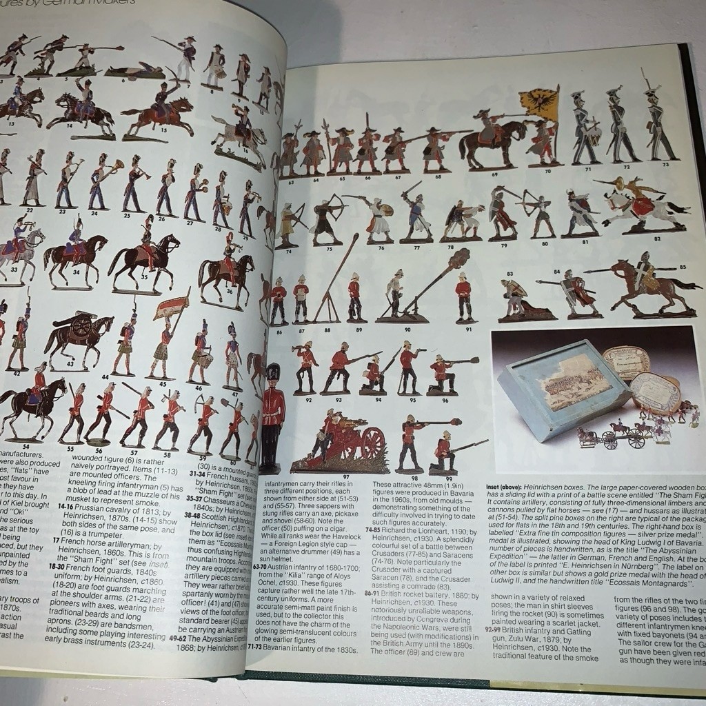 Unbranded Toy Soldiers Coffee Table Book Green Brown One Size