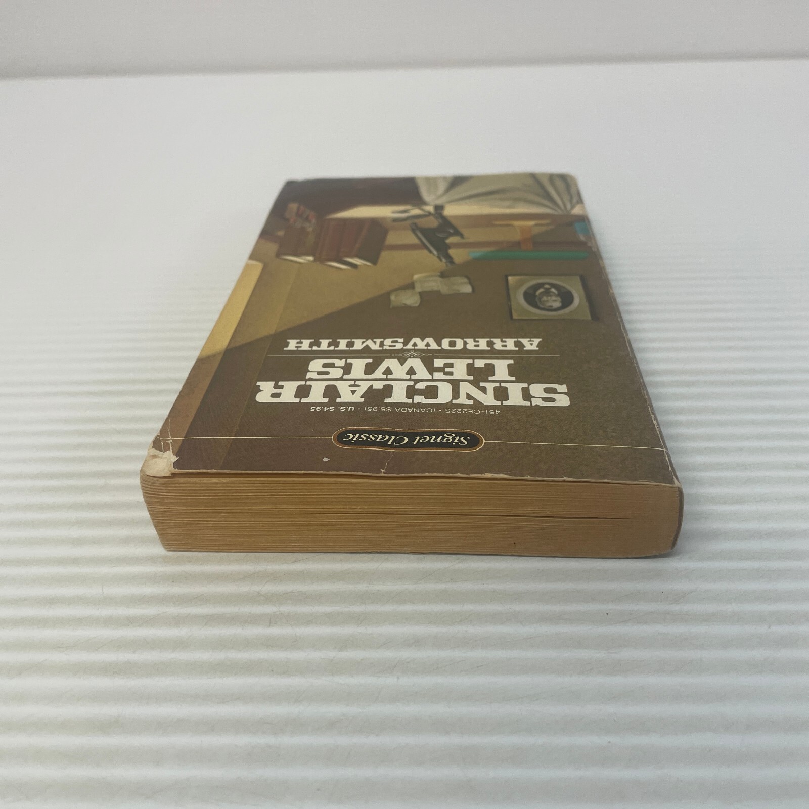 Arrowsmith Medical Drama Paperback Book by Sinclair Lewis from Signet 1980