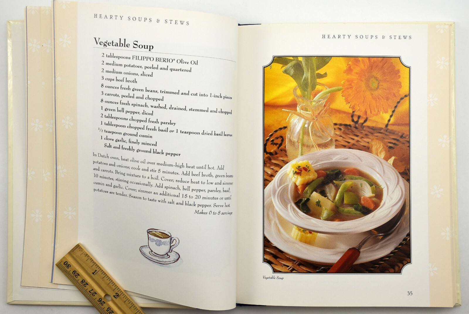 Grandma’s Classic Recipes 2000 – HC Hardcover, 126 pages VG+ L@@K