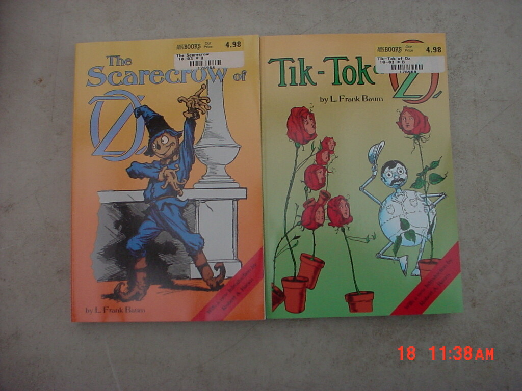 10 Volumes of OZ Paperbound by L. Frank Baum