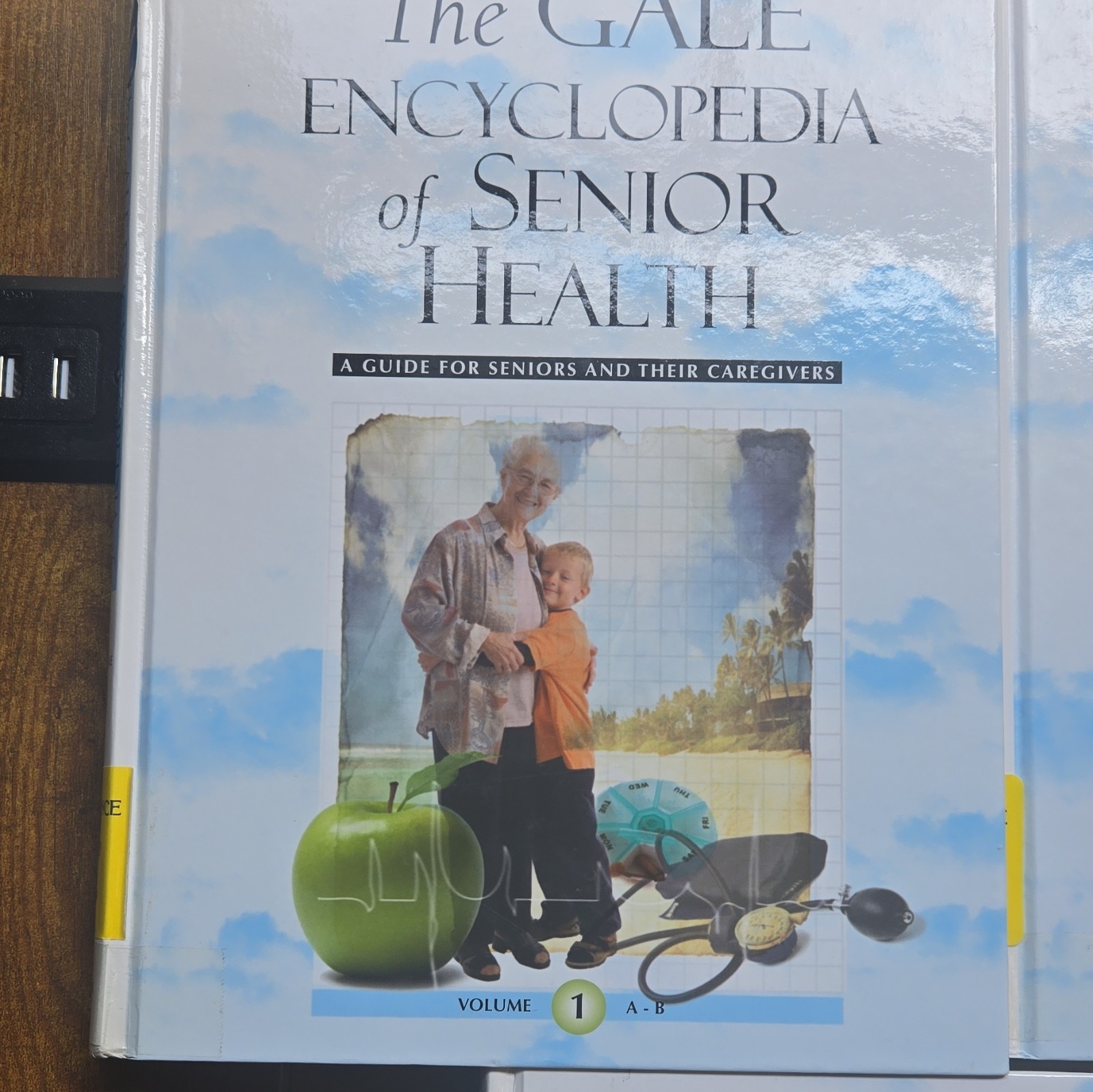 Gale The Gale Encyclopedia of Senior Health 5-Volume Hardcover Set 1st 2009