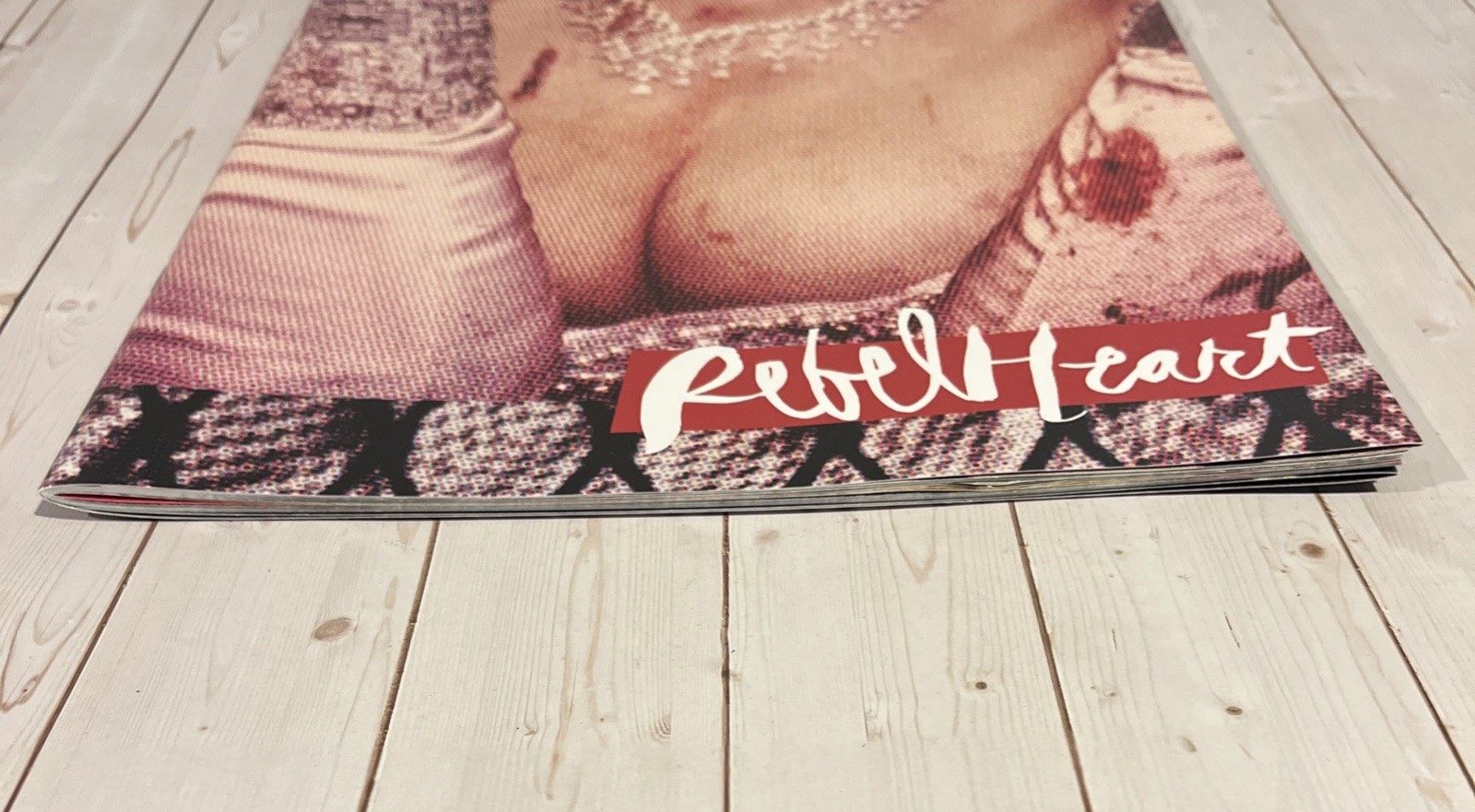 Madonna Rebel Heart Tour Book 2015 Program Concert Photos – 15 x 11 Inches