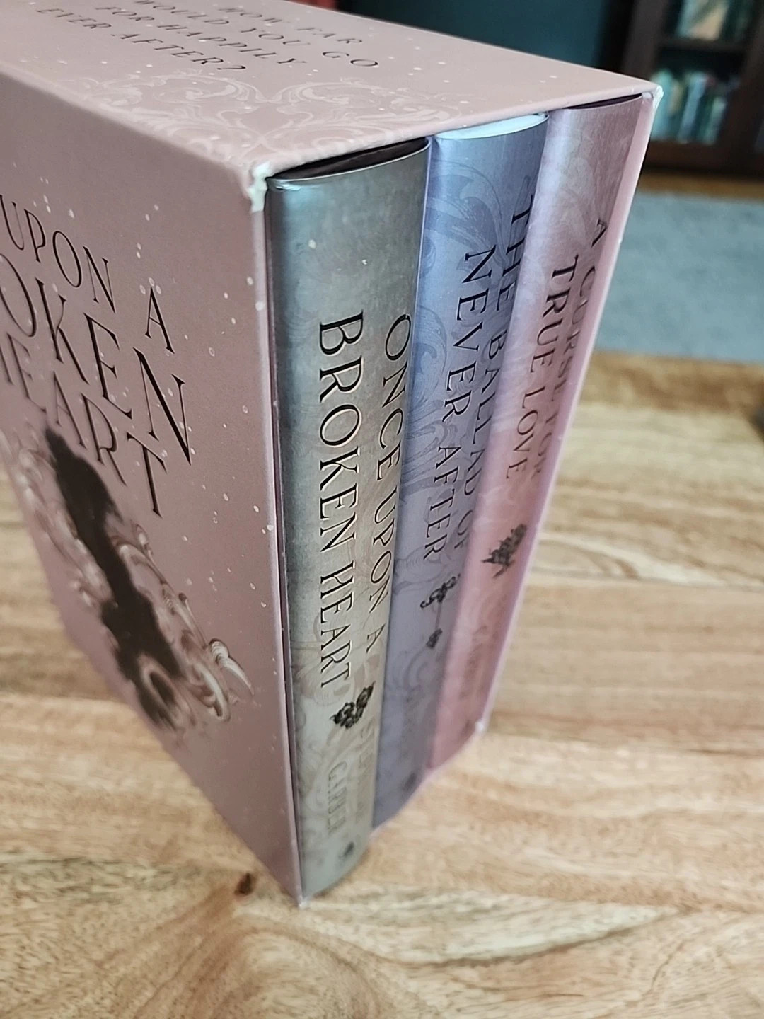 Once Upon a Broken Heart Hardcover Set (B&N Exclusive Edition) Stephanie Garber