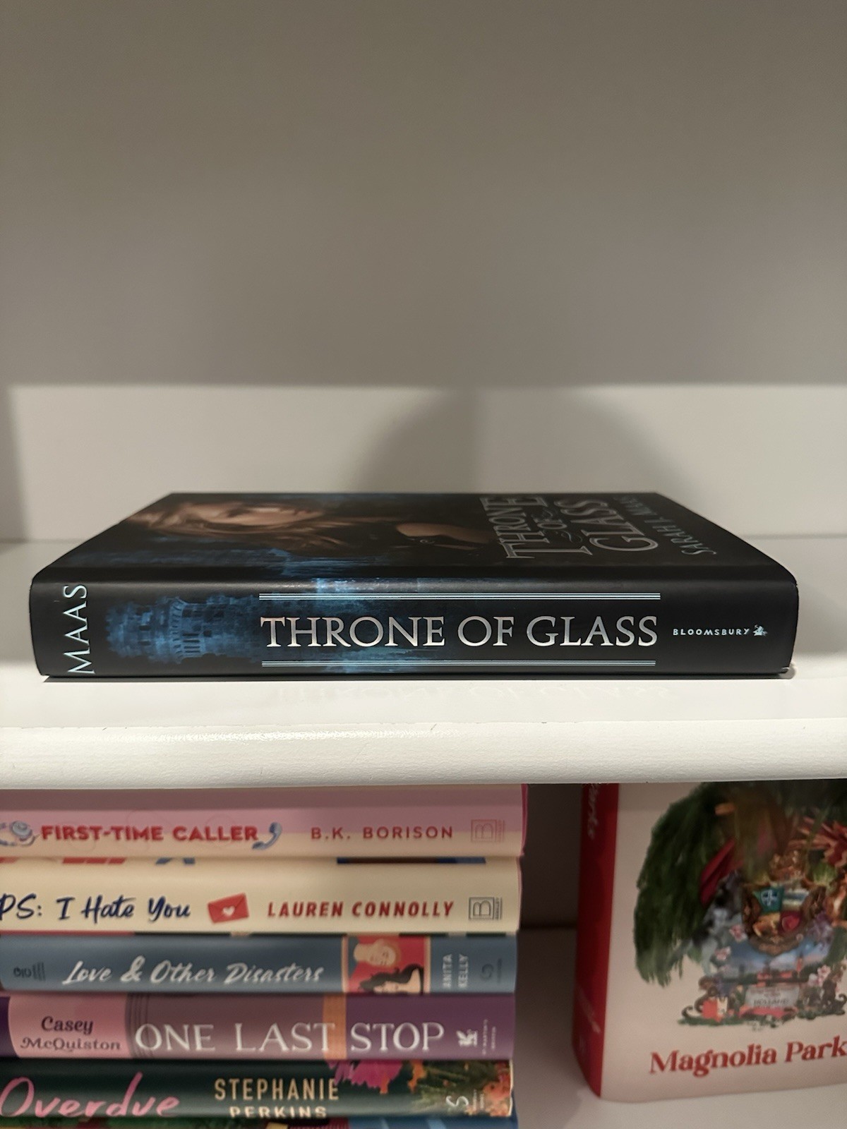 Sarah J Maas Throne of Glass Original “Barbie” Hardcover NEVER READ